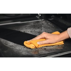 ELECTROLUX EOF7P00RX - un système autonettoyant pour un éclat permanent