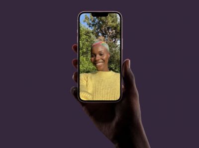 Apple iPhone 13 - une caméra avant qui a de quoi se mettre en avant.