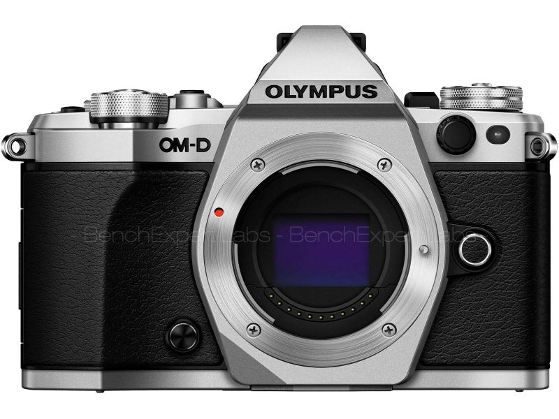 OLYMPUS OM-D E-M5 II