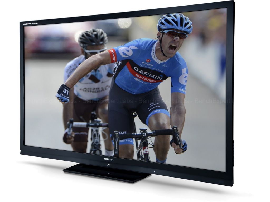 Le téléviseur LCD Sharp 70 pouces LC-70LE835E à découvrir dans notre  Showroom - Blog Eavs Groupe