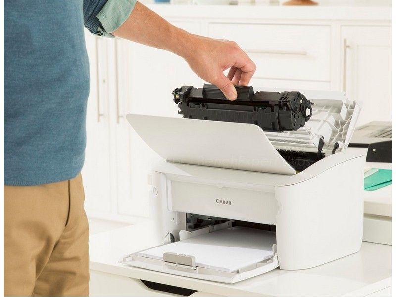 Détails sur l'imprimante laser sans fil B1160w : format compact et  abordable.