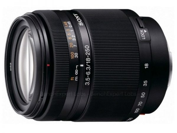 SONY DT 16-105mm F3.5-5.6